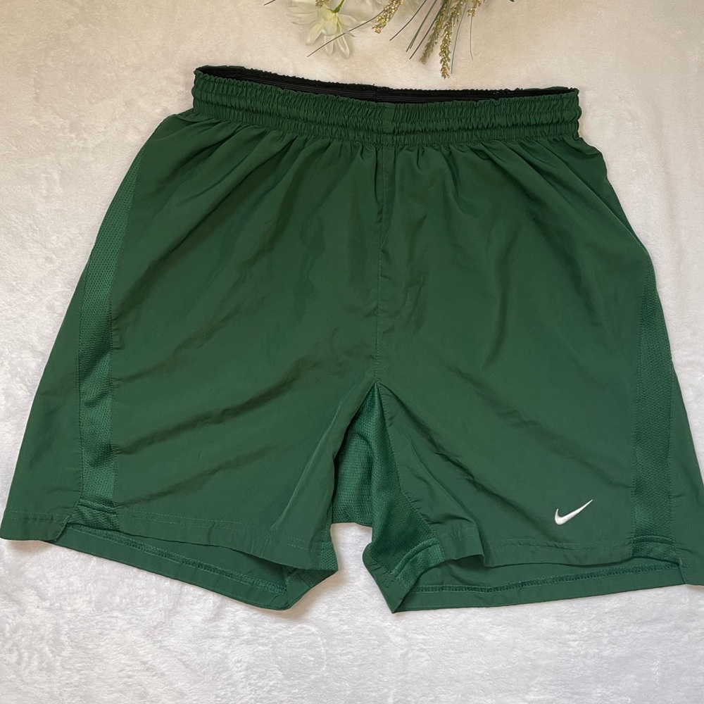 Nike Team Shorts